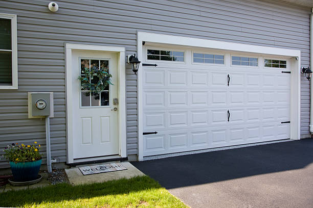 24/7 Emergency Garage Door Panel Replacement experts in San Lorenzo, CA